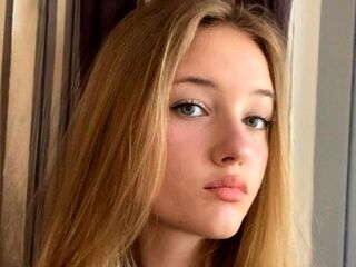 camwhore fingering pussy JaniJarema