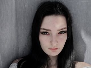 naked cam girl masturbating with vibrator JoelAkerley