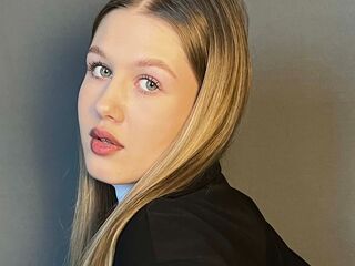 cam stripper JoycelynDoctor