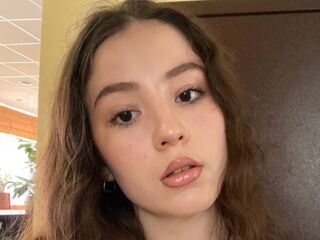 adult webcam chatroom JulyLarain