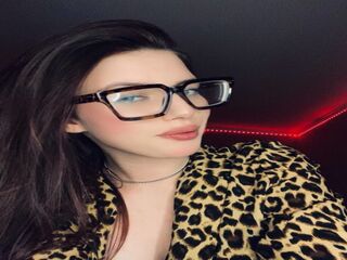 naked camgirl picture KassieLonzo