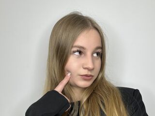camgirl playing with sex toy KatherinCervel