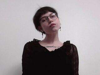 naughty camgirl masturbating with vibrator KeithaBuscemi