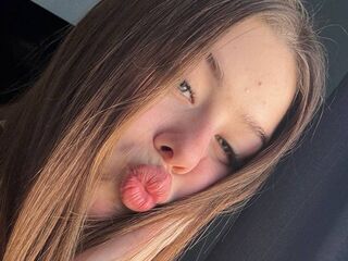 sexcam show KristiGroun