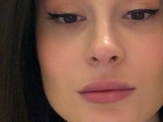 webcam girl KrystinTuchman