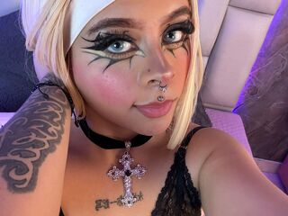 camgirl fingering pussy KylieBaker