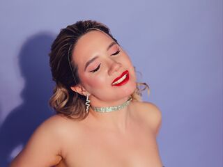 camgirl showing pussy LanaBowie