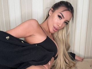 chat room live cam LexiAce
