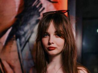 naughty webcamgirl LisaDrake