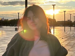 camslut masturbating LisbethSzoc