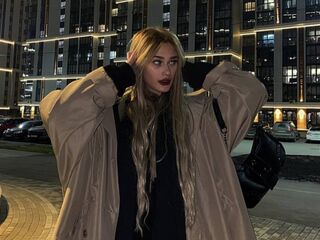 hot cam girl masturbating with sextoy LizaKitchin