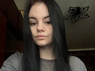 camwhore masturbating with vibrator LoryRzucidlo
