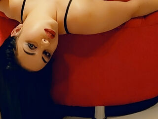 hot naked camgirl LugryBritez