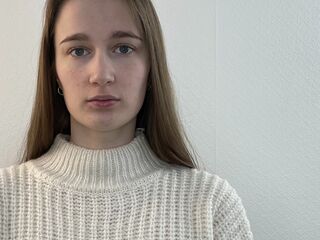 sexcam photo MarcelineLeja