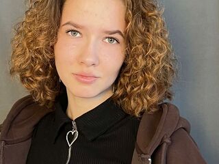 nude gamgirl MelisaEischens