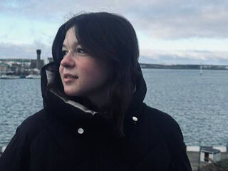 cam girl chatroom MellieTierce