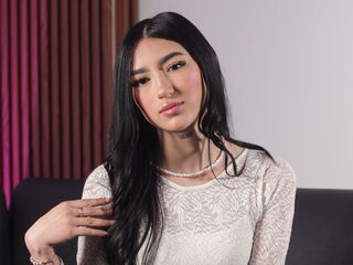 nude webcamgirl MiaFerreira