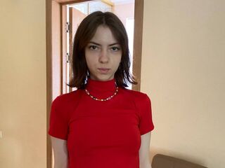 camgirl playing with sextoy MissisJons