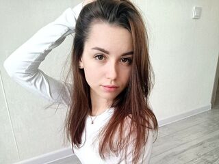 girl topless MoireGitt
