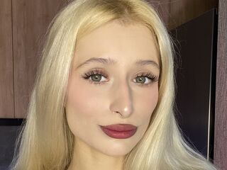 kinky cam MonicaBarbies