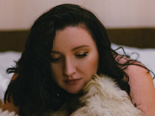 campicture MonicaBare