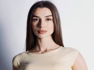 camgirl masturbating with sextoy MyriamDonalson