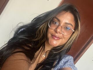 camgirl fingering shaved pussy NathSaints