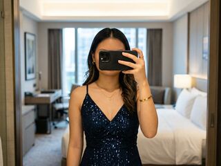 nude webcam girl NehaSharmau