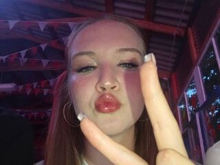 camwhore nude NelleCauthorne