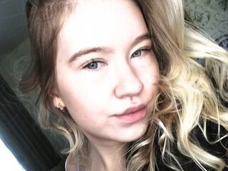 fingering girl cam picture NikaFloy