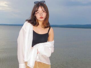 camgirl playing with dildo NobukoCheeks