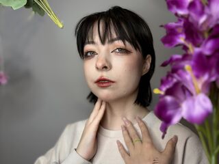 girl fingering shaved pussy NoellaBeaumont