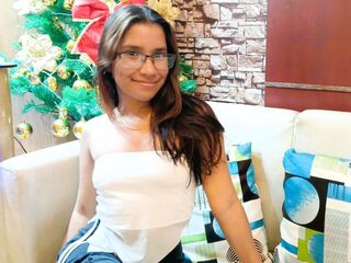 live strip tease show OdetteBelle