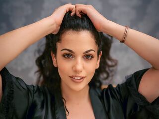 camgirl video chat OrriHart