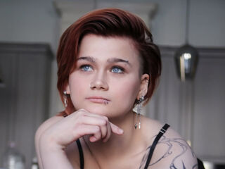 strip show PeachAveline