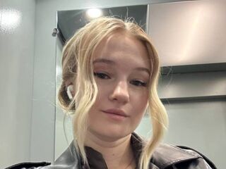 nude webcam girl photo PortiaFukushima