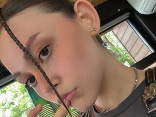 live sexcam RebbecaKennemer