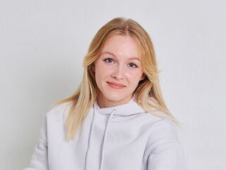 webcam girl RhonaBrechtel