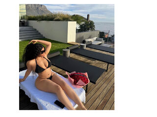 free live webcam SarraJames