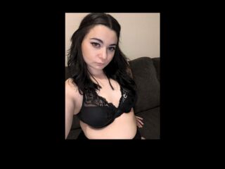 camwhore fingering pussy SashaMaroon