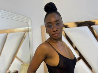 camsex photo SelenaHadid