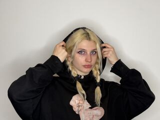 nude webcamgirl picture SerenaRatte