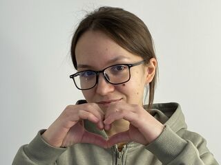 naked camgirl picture ShanitaMulrain