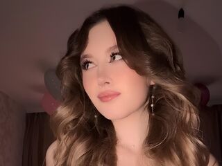 camslut topless ShannanStoey