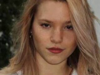 nude webcamgirl picture ShawnCejka