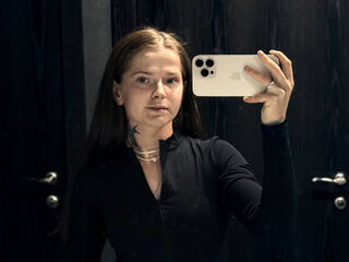 kinky video chat performer SilvaNayee