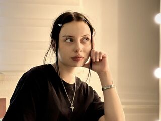 naughty camgirl SilviaTieken