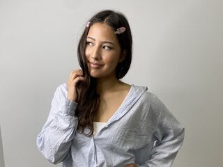 voyeur cam SuzannHedtke
