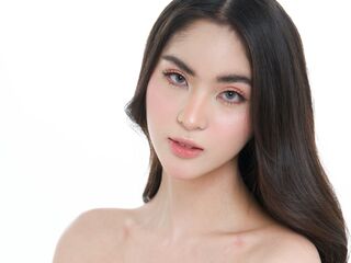 nude webcamgirl pic SyrenaPorsche