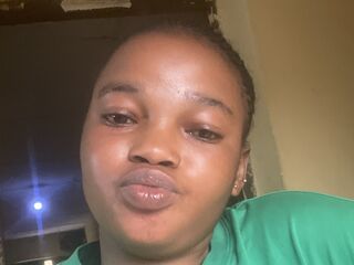 girl cam naked TemiFierce